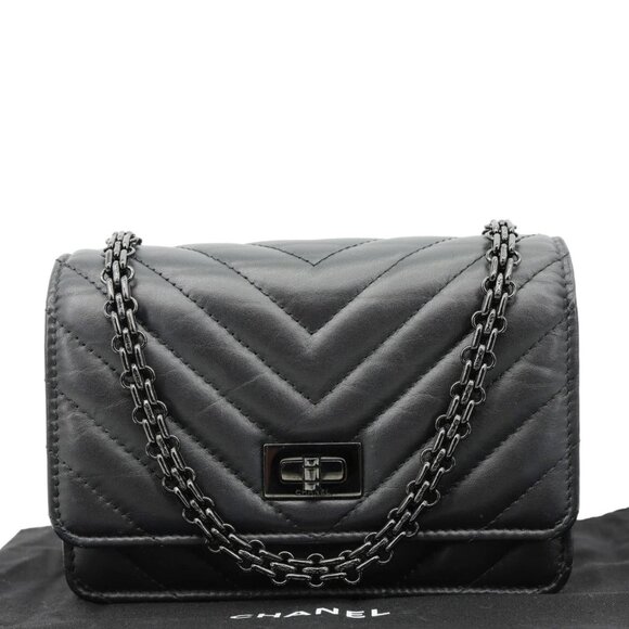 Chanel  Reissue Chevron Leather Wallet On Chain Black - Picture 3 of 15